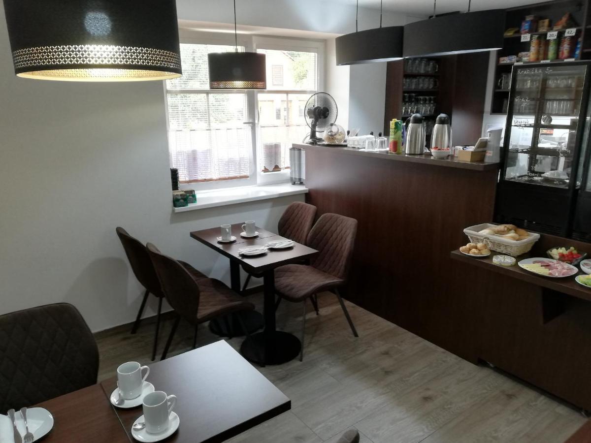 Penzion A Wellness - Jilan, Naves Svobody 39, Olomouc Exteriör bild