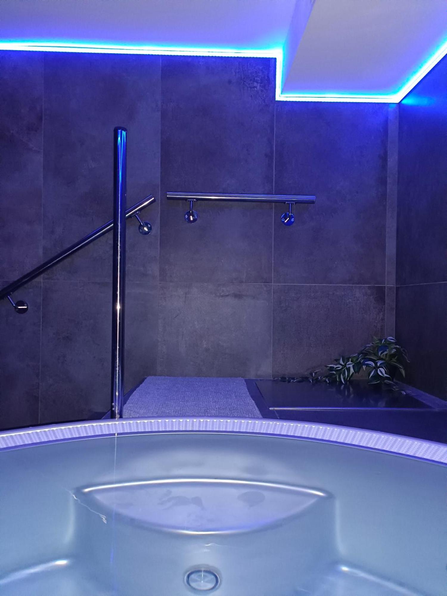 Penzion A Wellness - Jilan, Naves Svobody 39, Olomouc Exteriör bild